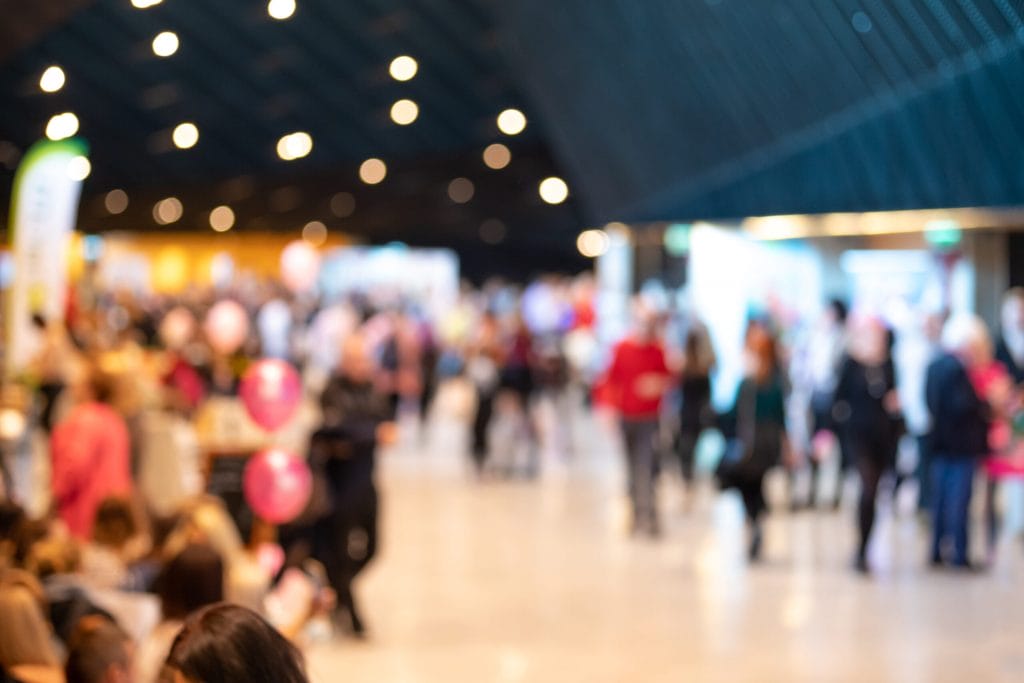 Trade Show Booth Design Tips: How to Draw a Crowd